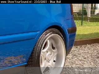 showyoursound.nl - Blue Bulls Ice Install . . . - Blue Bull - 3.jpg - Dezent Type C 9 x 16 - Uniroyal Rally 215/40/16.